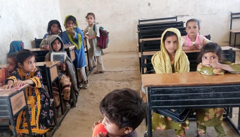 WFP school Pakistan – cropped