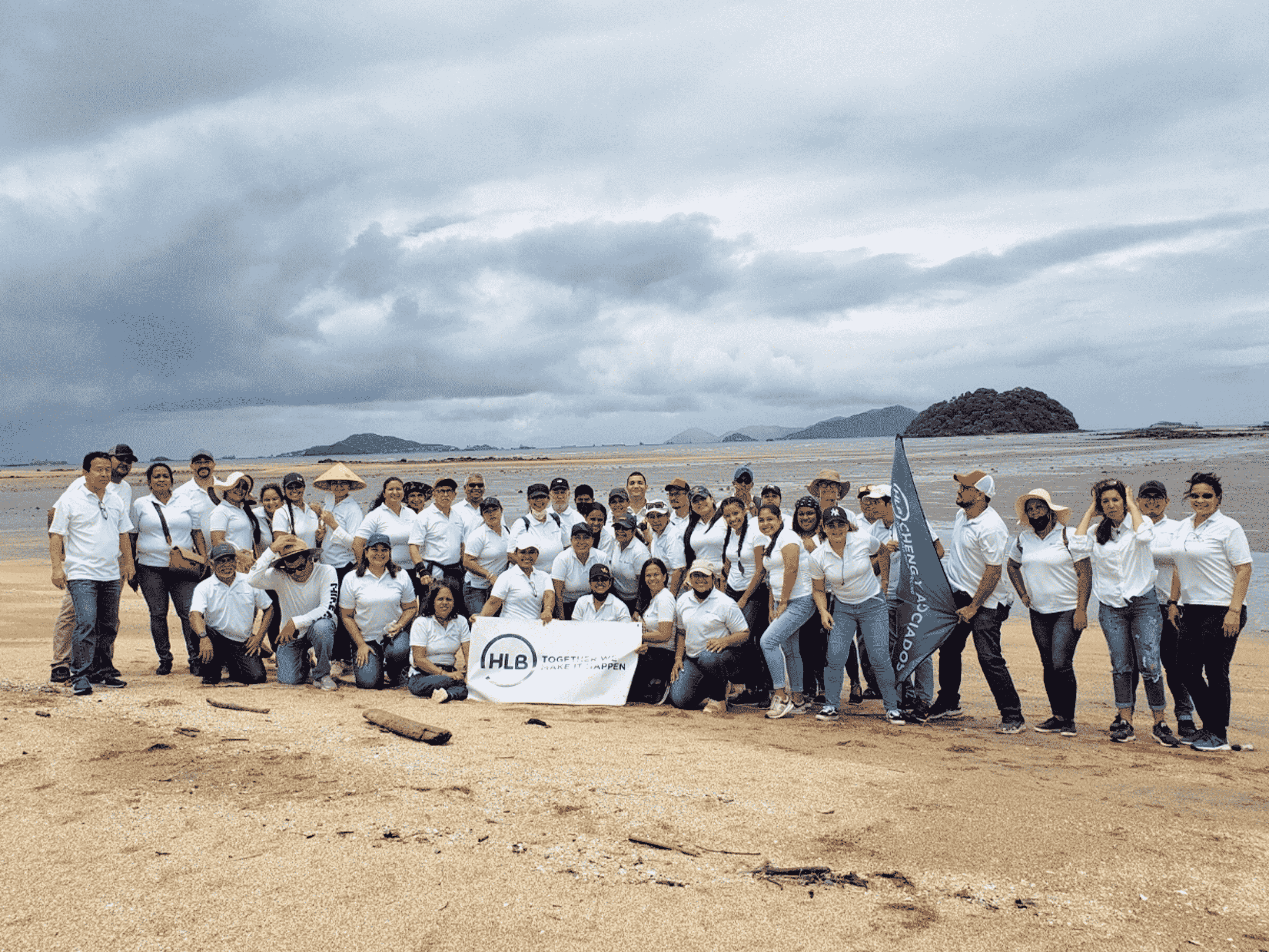 Group of HLB Panama taking part in HLB Communities day